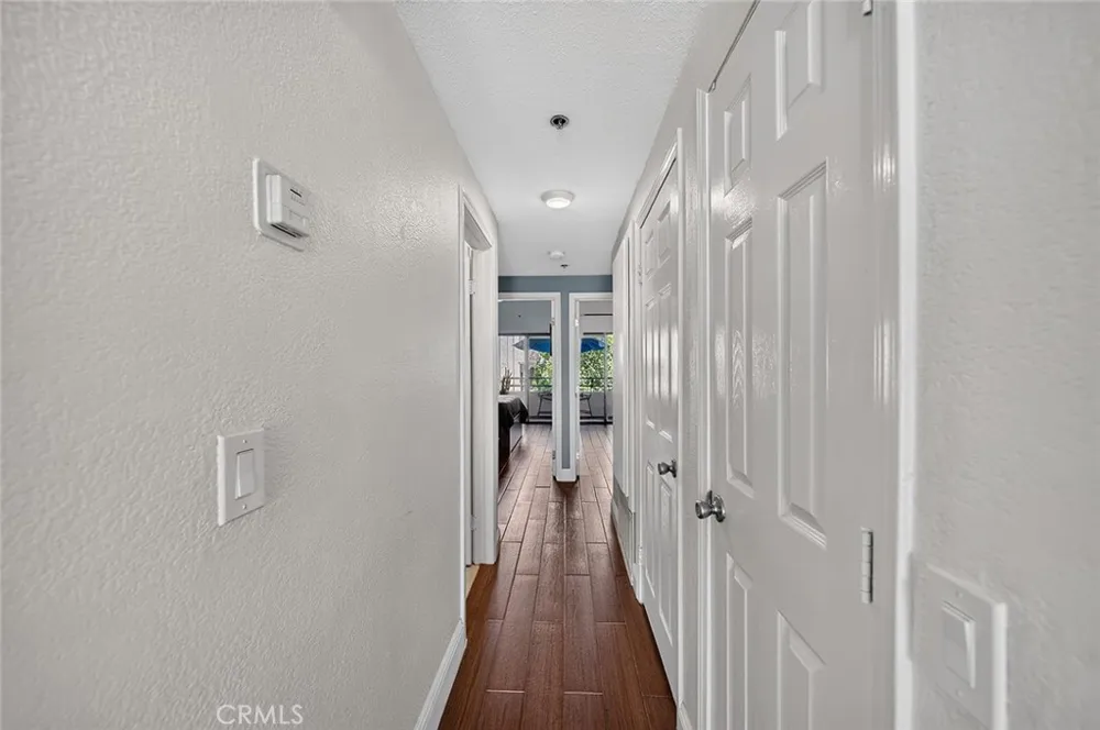 720 W 4th #318 Long Beach, CA 90802