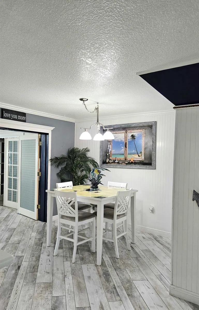 807 GRANDVIEW BOULEVARD Fort Pierce, FL 34982