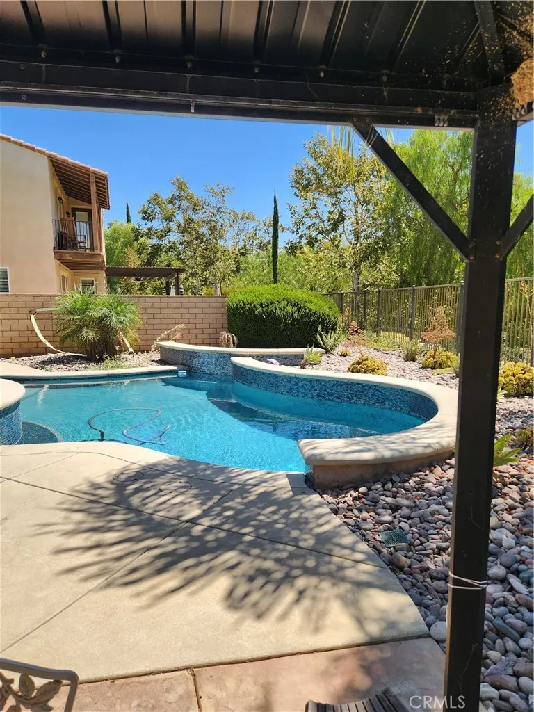 4359 Altivo Corona, CA 92883