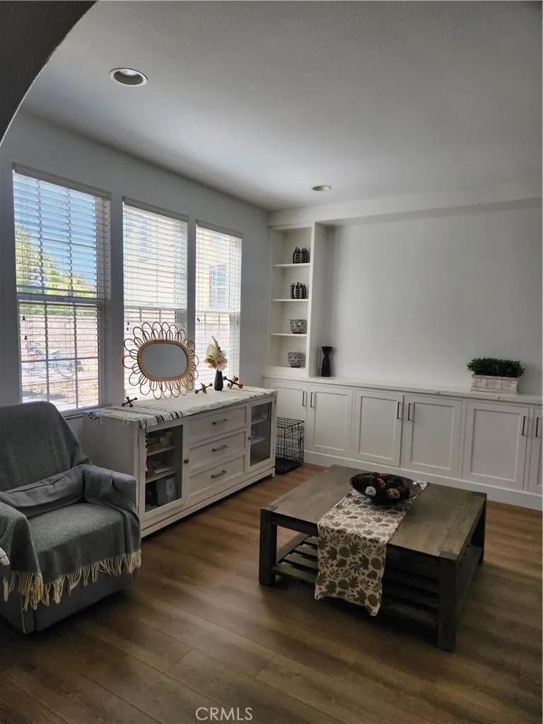 4359 Altivo Corona, CA 92883
