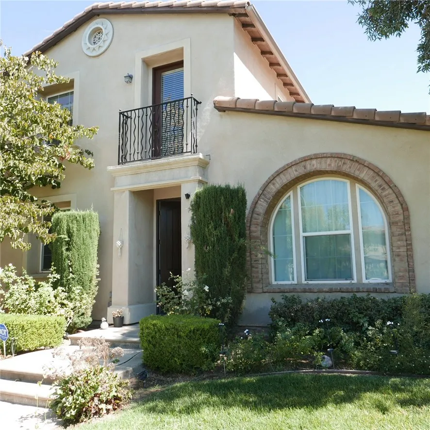 4359 Altivo Corona, CA 92883