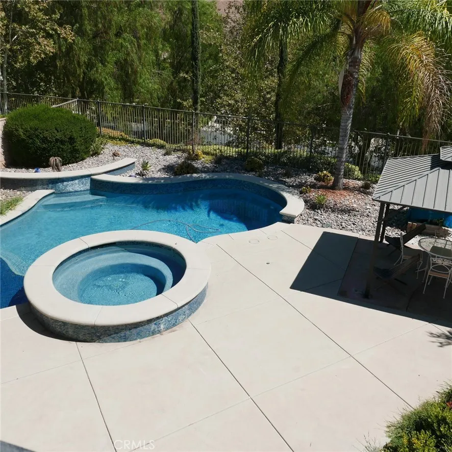 4359 Altivo Corona, CA 92883