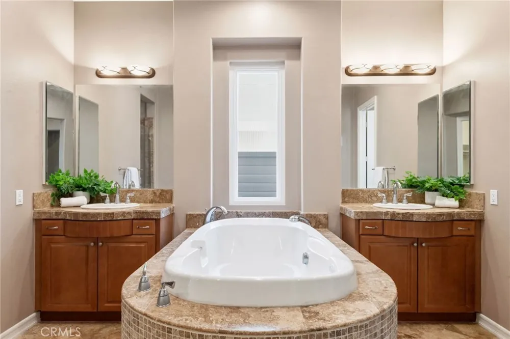 22444 Leisure Drive Corona, CA 92883