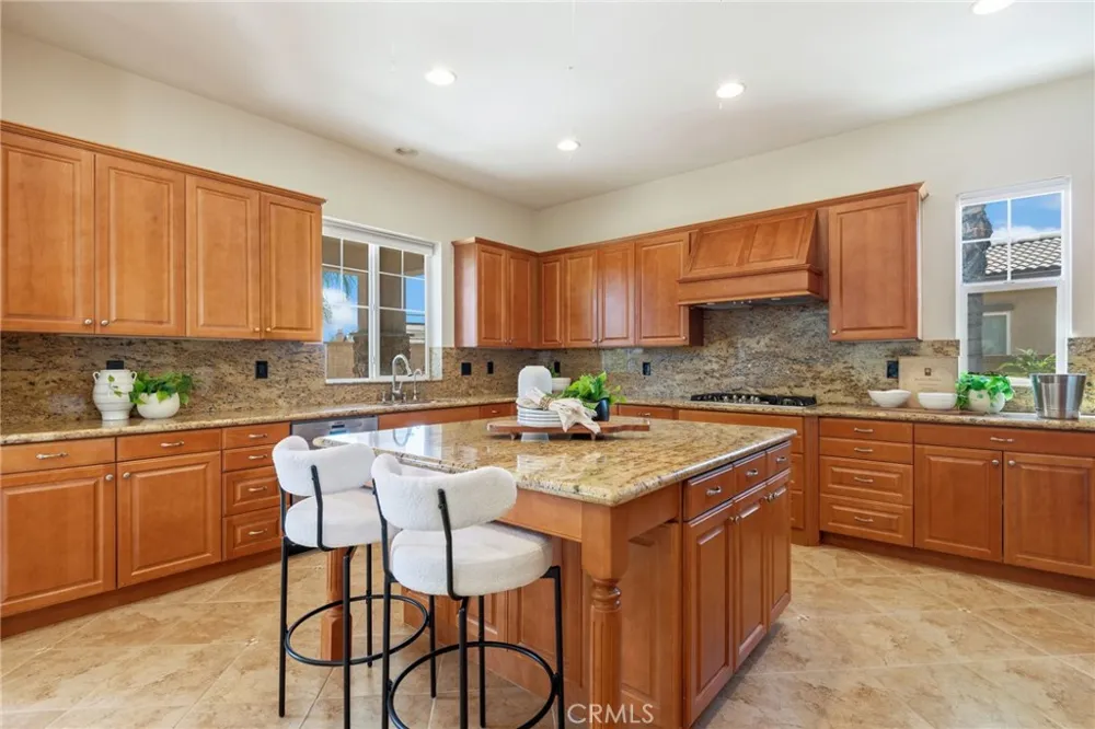 22444 Leisure Drive Corona, CA 92883