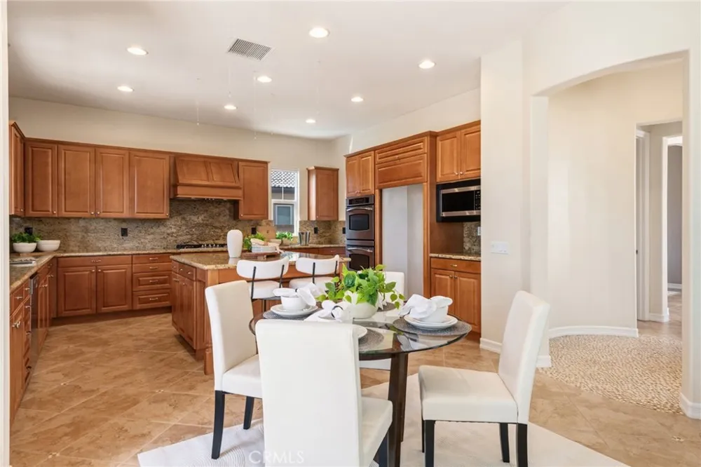 22444 Leisure Drive Corona, CA 92883
