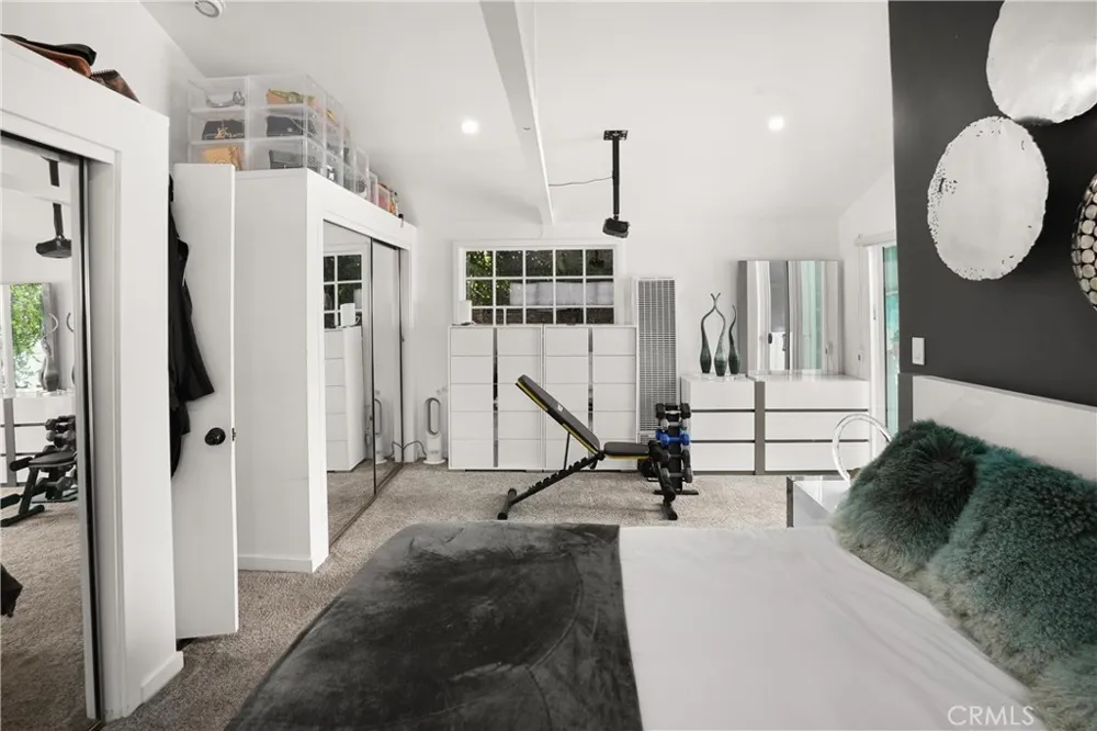32082 Coast Hwy Laguna Beach, CA 92651