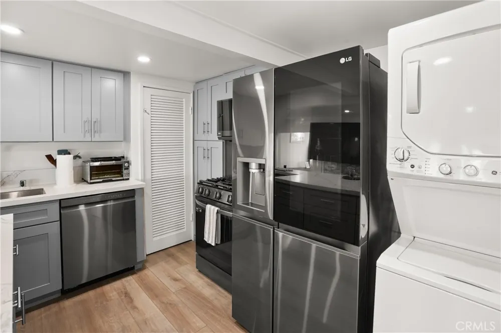 32082 Coast Hwy Laguna Beach, CA 92651