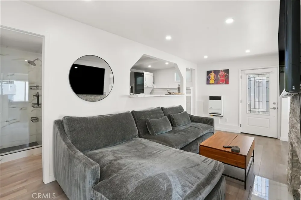 32082 Coast Hwy Laguna Beach, CA 92651