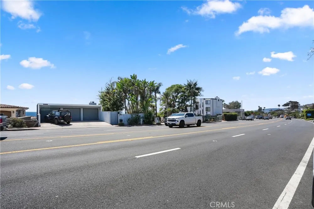 32082 Coast Hwy Laguna Beach, CA 92651