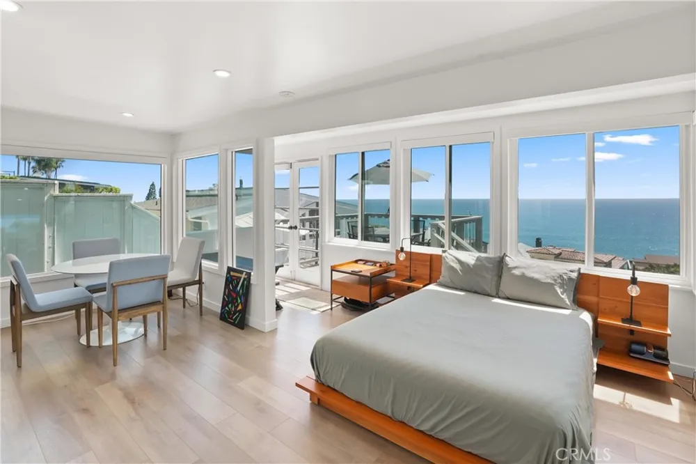 32082 Coast Hwy Laguna Beach, CA 92651