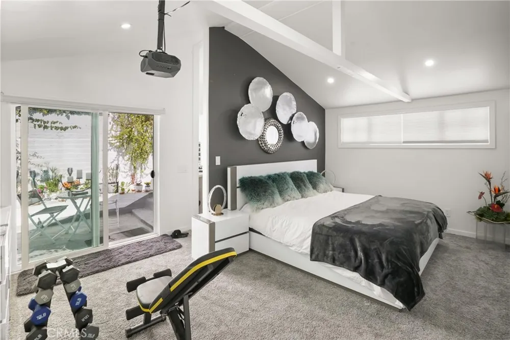 32082 Coast Hwy Laguna Beach, CA 92651