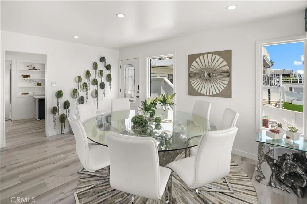 32082 Coast Hwy Laguna Beach, CA 92651