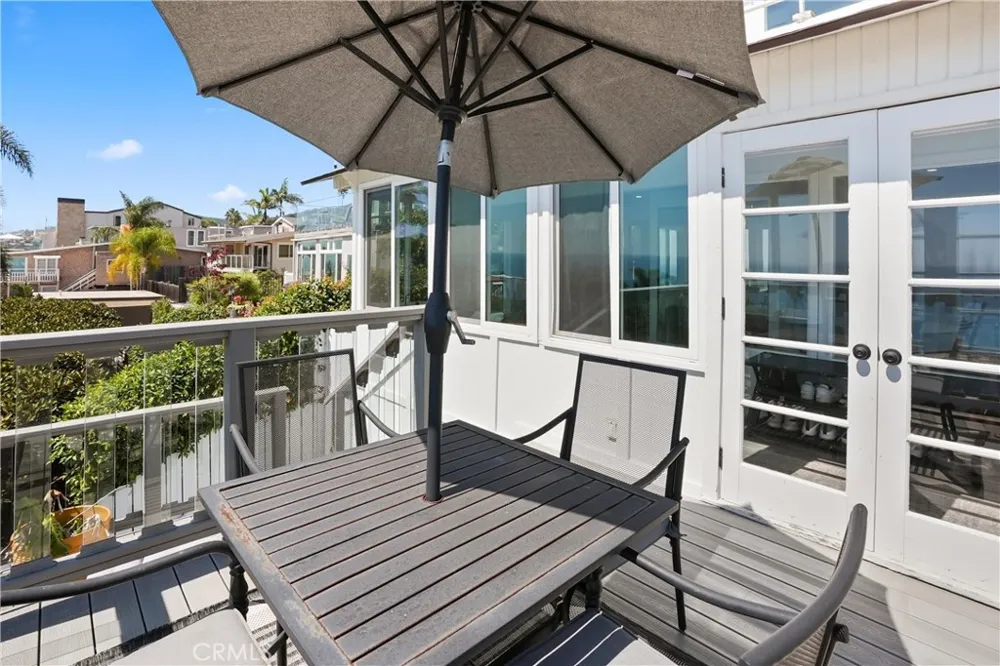 32082 Coast Hwy Laguna Beach, CA 92651