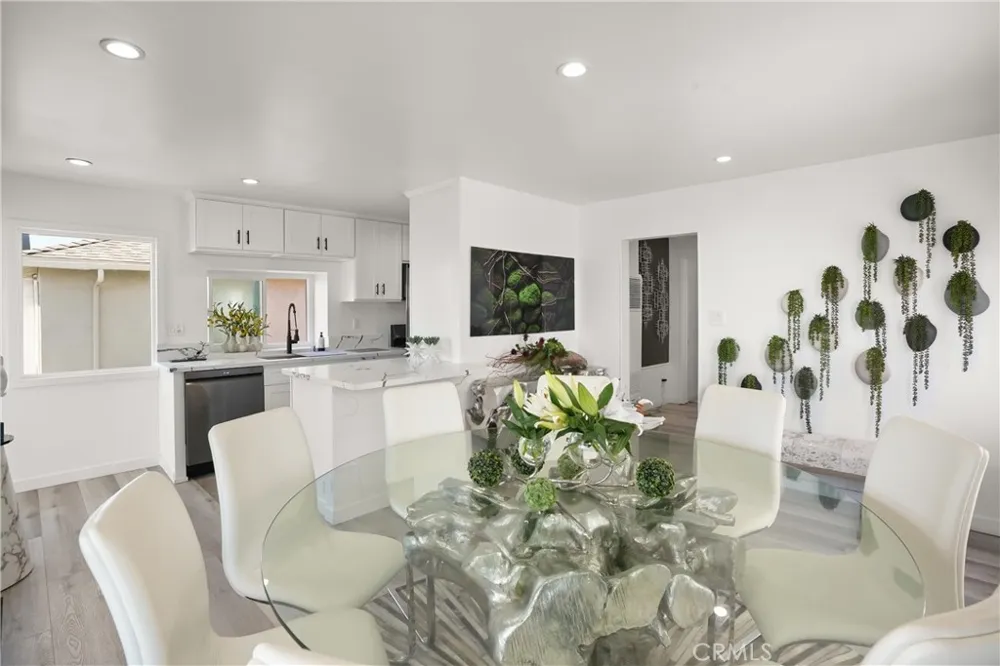32082 Coast Hwy Laguna Beach, CA 92651