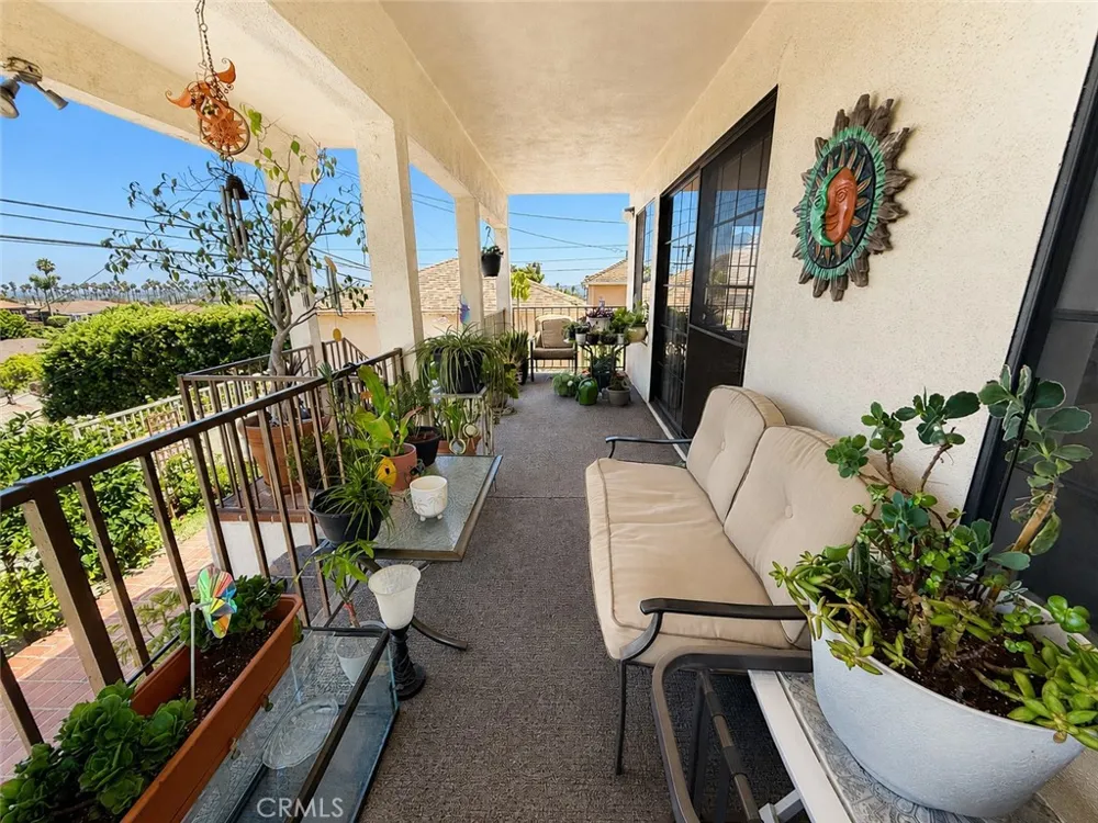 5138 Southridge Los Angeles, CA 90043