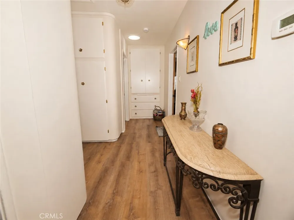 5138 Southridge Los Angeles, CA 90043
