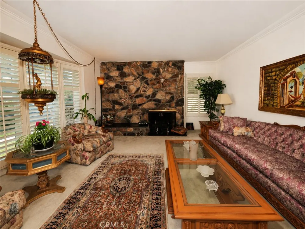5138 Southridge Los Angeles, CA 90043