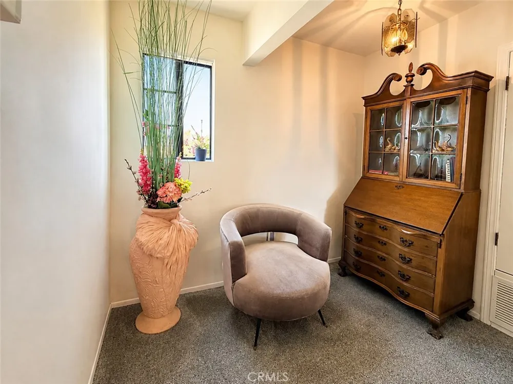 5138 Southridge Los Angeles, CA 90043