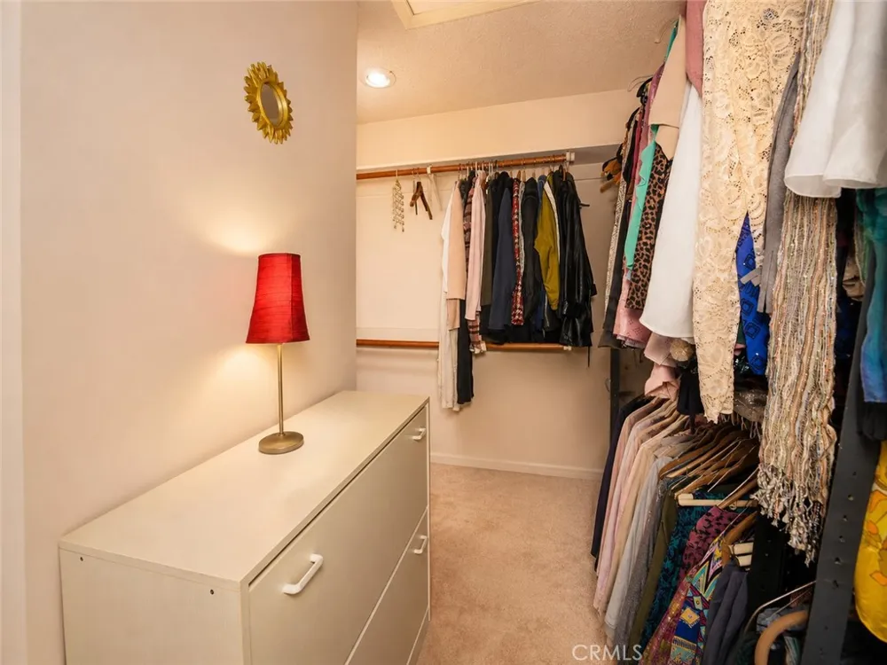 5138 Southridge Los Angeles, CA 90043