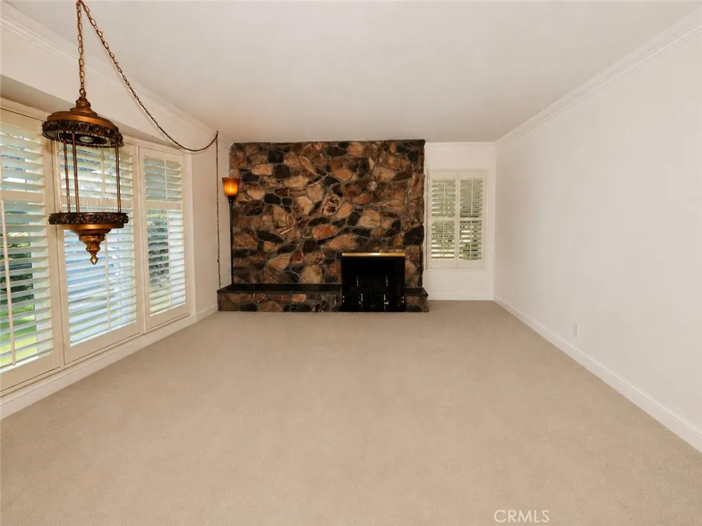 5138 Southridge Los Angeles, CA 90043
