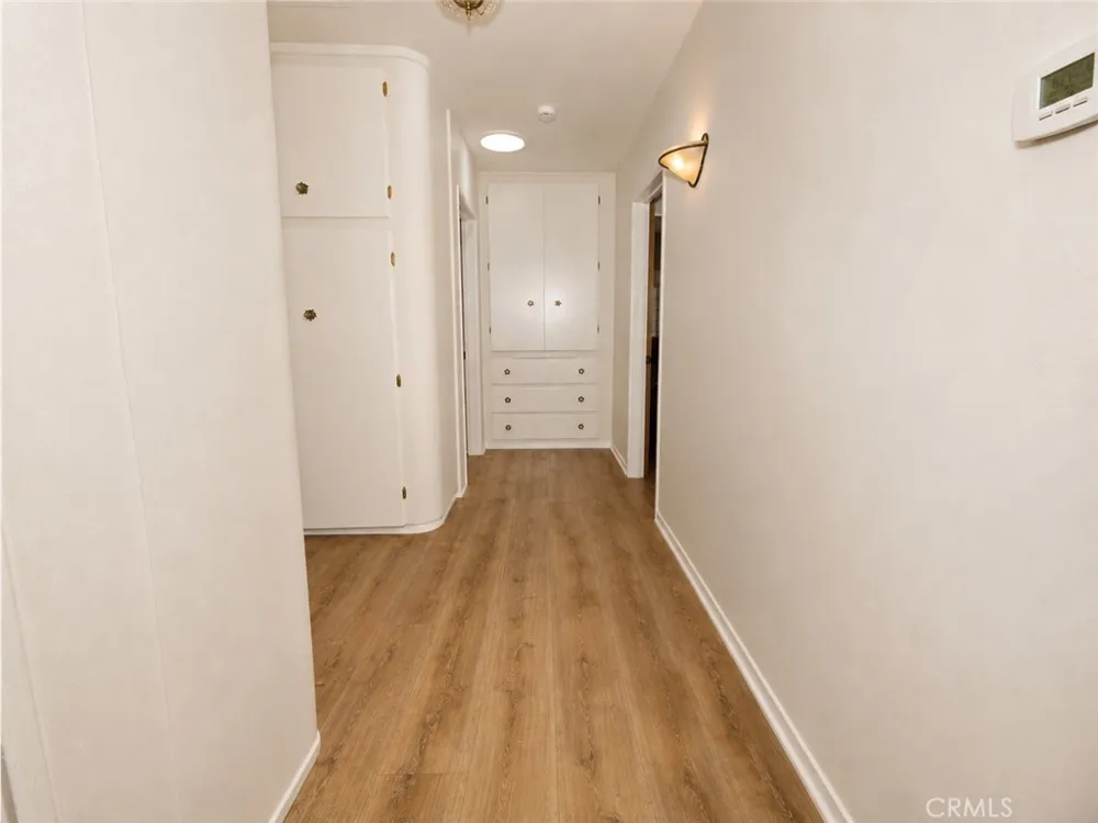 5138 Southridge Los Angeles, CA 90043