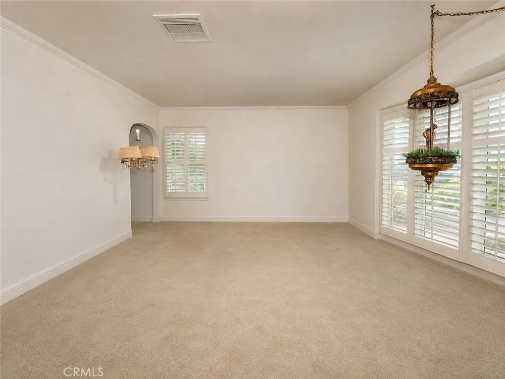 5138 Southridge Los Angeles, CA 90043