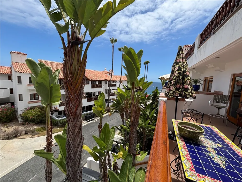 50 Playa Azul Avalon, CA 90704