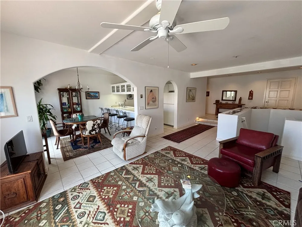 50 Playa Azul Avalon, CA 90704