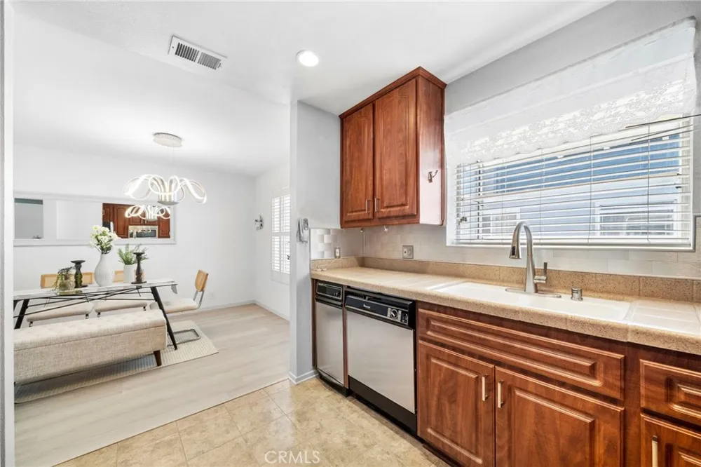 17040 Downey #A Bellflower, CA 90706