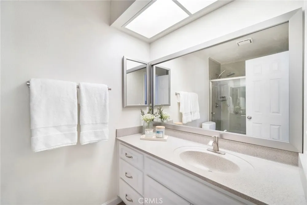 17040 Downey #A Bellflower, CA 90706