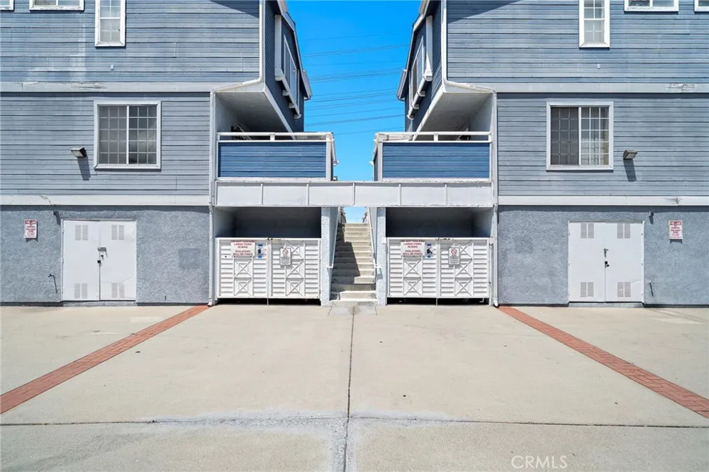 17040 Downey #A Bellflower, CA 90706