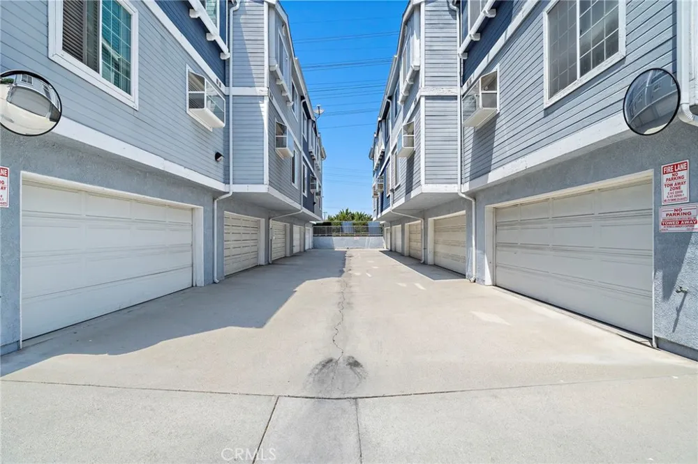 17040 Downey #A Bellflower, CA 90706