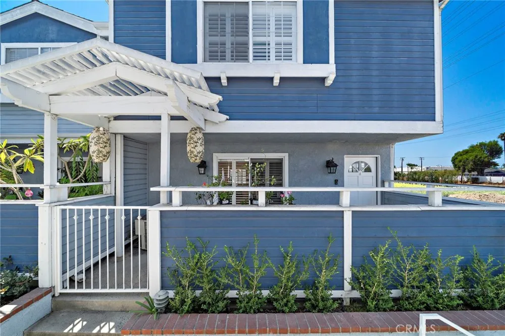 17040 Downey #A Bellflower, CA 90706
