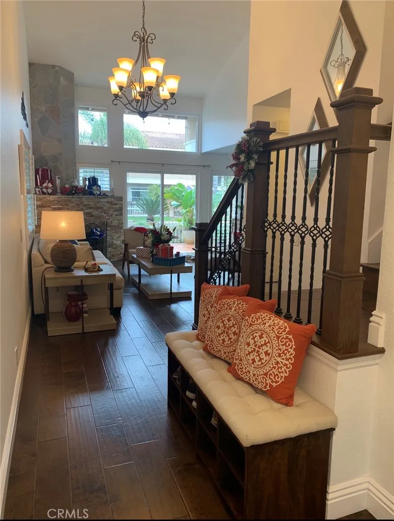 7885 Moonmist Huntington Beach, CA 92648