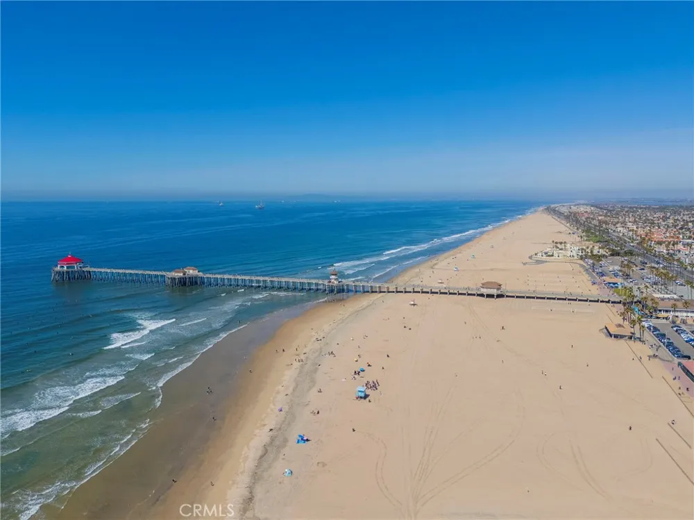 7885 Moonmist Huntington Beach, CA 92648