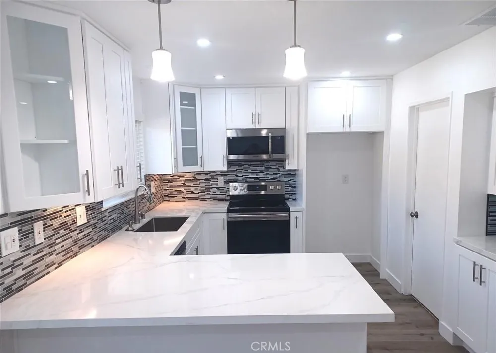 11820 Gloxinia Fountain Valley, CA 92708