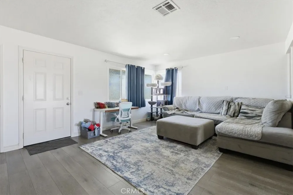 7363 Sage Yucca Valley, CA 92284