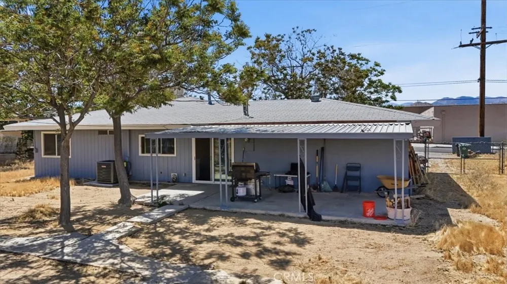 7363 Sage Yucca Valley, CA 92284