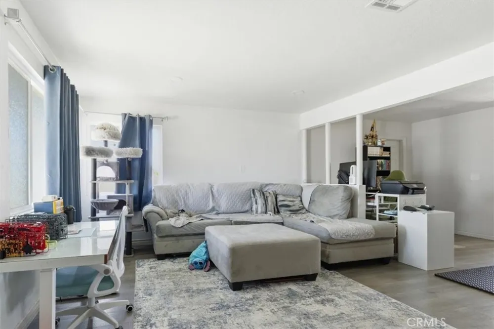 7363 Sage Yucca Valley, CA 92284