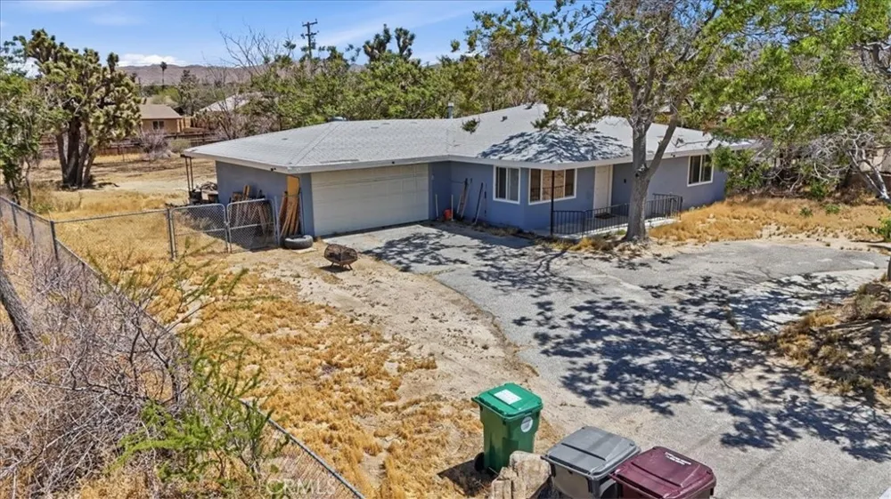 7363 Sage Yucca Valley, CA 92284