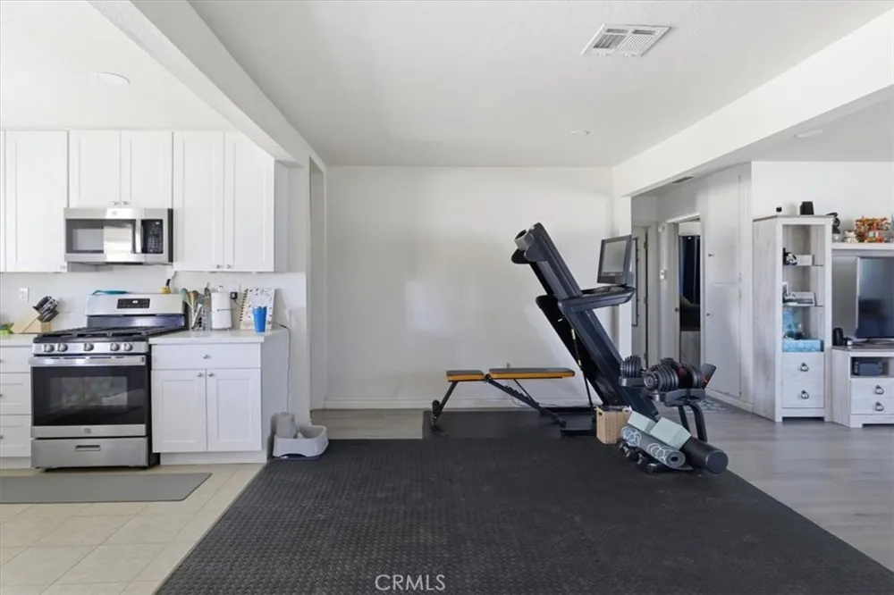 7363 Sage Yucca Valley, CA 92284