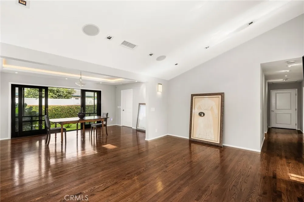 22109 Bonita Carson, CA 90745
