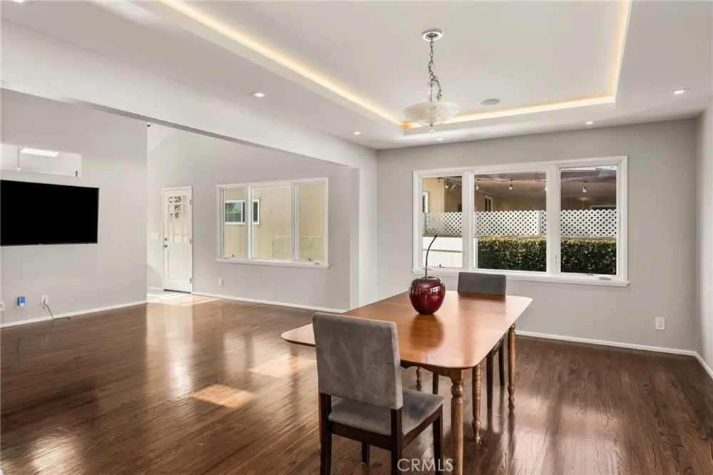 22109 Bonita Carson, CA 90745