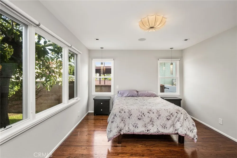 22109 Bonita Carson, CA 90745