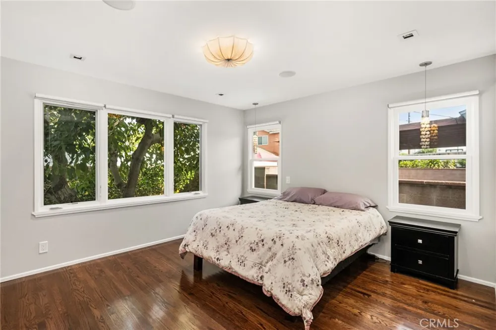 22109 Bonita Carson, CA 90745