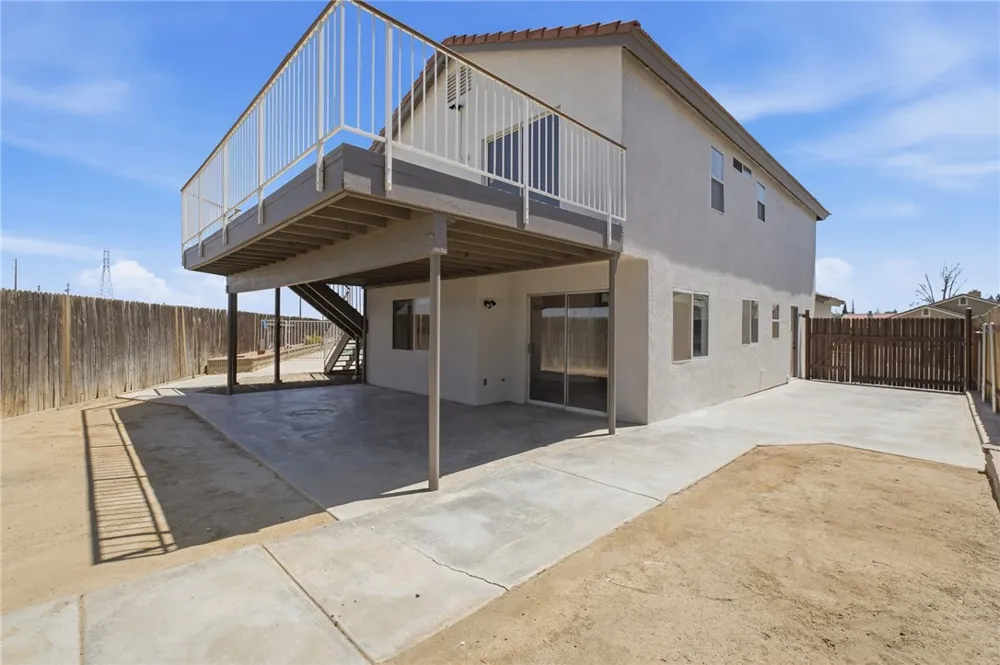 8400 Winlock Bakersfield, CA 93312