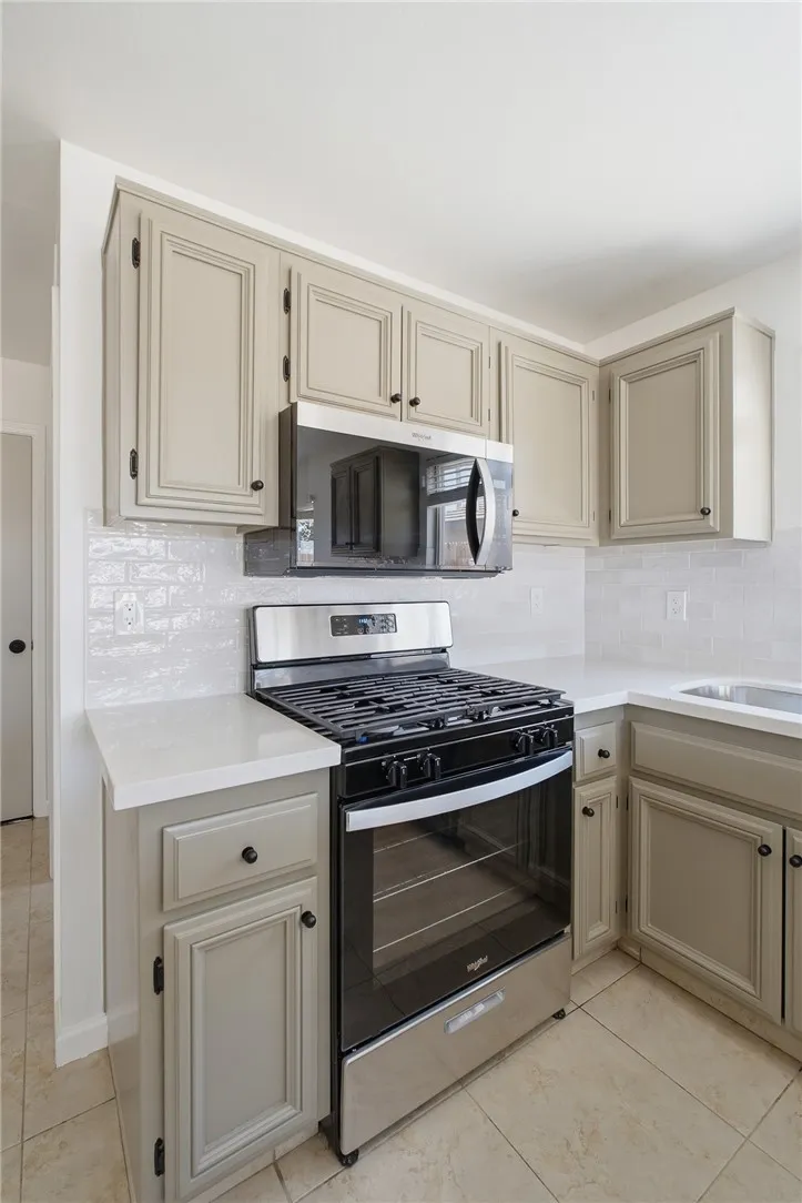 8400 Winlock Bakersfield, CA 93312
