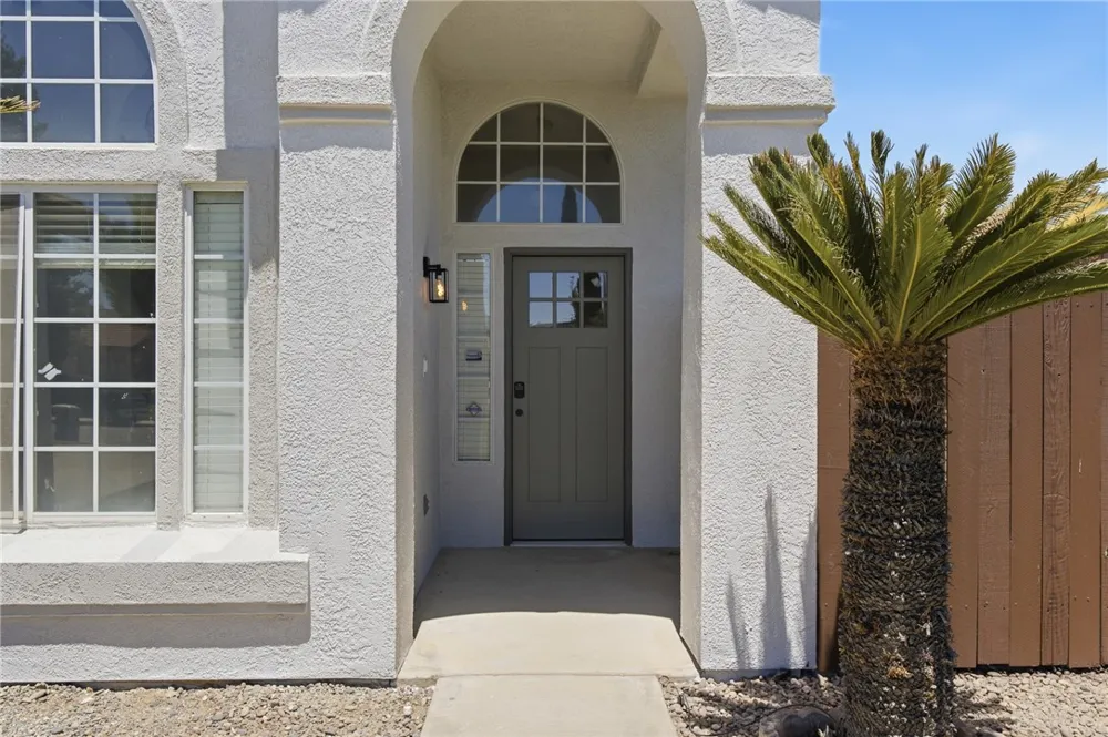 8400 Winlock Bakersfield, CA 93312
