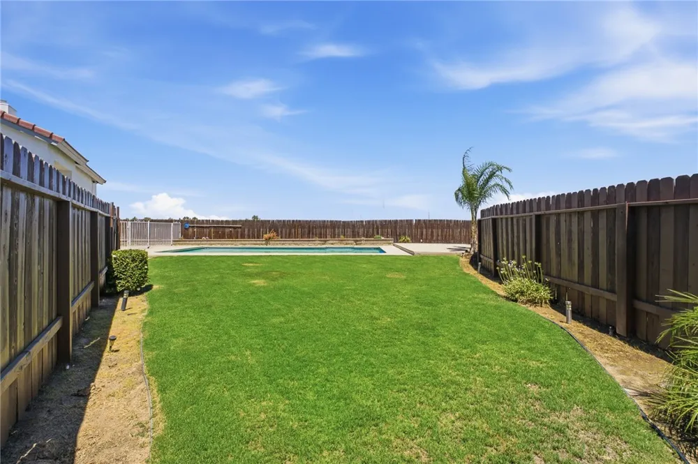 8400 Winlock Bakersfield, CA 93312