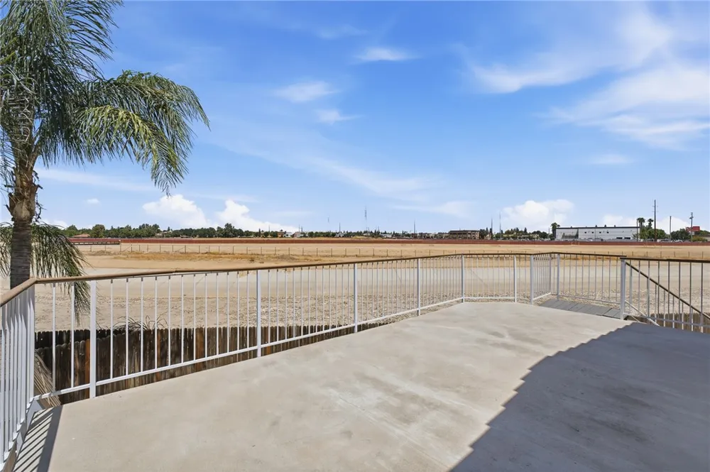 8400 Winlock Bakersfield, CA 93312